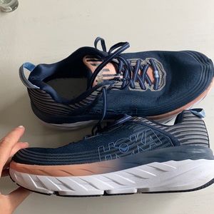 Bondi Hoka one shoes